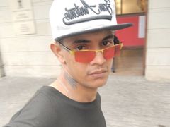 TonyHops - male webcam at LiveJasmin