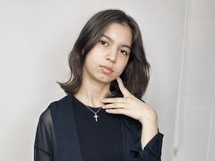 TriciaDantin - female with brown hair webcam at LiveJasmin