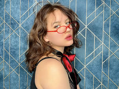 TrinitiMoon from LiveJasmin