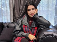 TrishaFlame - female with black hair webcam at LiveJasmin