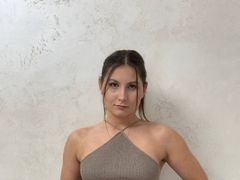 TrixieBell from LiveJasmin