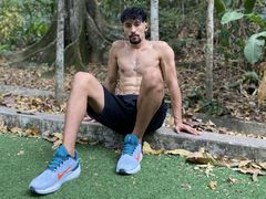 TylerMoren - male webcam at LiveJasmin