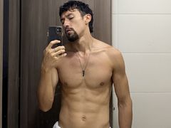 TylerMoren - male webcam at LiveJasmin