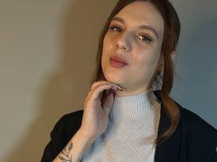 UdelaBradwell from LiveJasmin