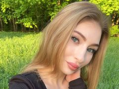 ValenciaZarrabi from LiveJasmin