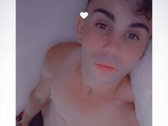 ValentinoAres - male webcam at LiveJasmin