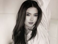 ValeriaEclaire - female with brown hair webcam at LiveJasmin