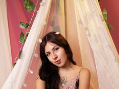 MelodyGloom - female with brown hair and  big tits webcam at LiveJasmin