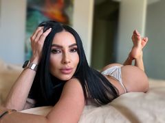 sexyvanessa01 - female with black hair and  big tits webcam at LiveJasmin