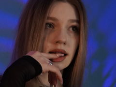 VanessaLui from LiveJasmin