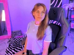 VanessaMates - blond female webcam at LiveJasmin