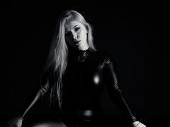 VanessaMiss - blond female webcam at LiveJasmin