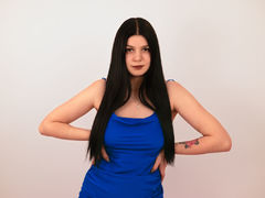 VanessaSanders - female with black hair and  big tits webcam at LiveJasmin