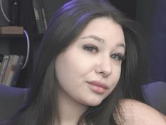 VanessaVivian - female with brown hair and  big tits webcam at LiveJasmin