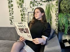 VanettaSymes - female with brown hair webcam at LiveJasmin