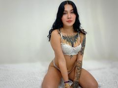 VegaMia from LiveJasmin