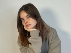 VeliaDuncanson from LiveJasmin