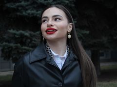 VelisseMoon - female with brown hair webcam at LiveJasmin