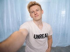 VelvetVictor from LiveJasmin