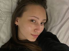 VentiGarfe - female with brown hair and  small tits webcam at LiveJasmin