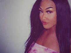 VeronicaFernay - female with black hair and  small tits webcam at LiveJasmin