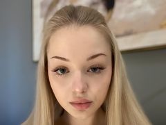 VetaWizley from LiveJasmin