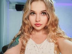 FisaNova - female with red hair webcam at LiveJasmin