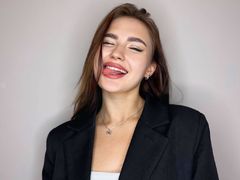 VicentaKinkin from LiveJasmin