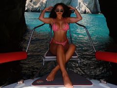 VickyDuchess - blond female with  big tits webcam at LiveJasmin