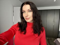 VictoriaKoval - female with brown hair webcam at LiveJasmin