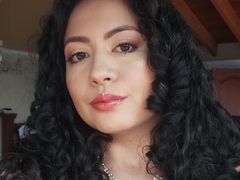 VictoriaLeroy - female with brown hair webcam at LiveJasmin