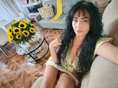 CastilloMariana - female with black hair and  big tits webcam at LiveJasmin