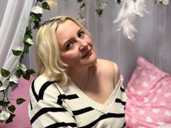 VictoriaNotti - blond female with  big tits webcam at LiveJasmin