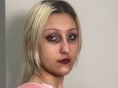 VictorinaHarvest from LiveJasmin