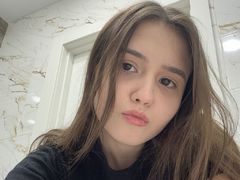 ViolaWells - female with brown hair webcam at LiveJasmin