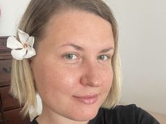 VI0LET - blond female with  big tits webcam at LiveJasmin