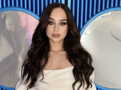 ViollaMoore - female with brown hair and  big tits webcam at LiveJasmin