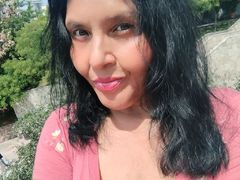 VivLuck from LiveJasmin