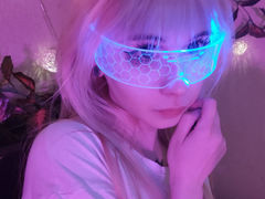 ViviLowe - female with black hair webcam at LiveJasmin