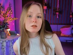 VivienLeigh - blond female webcam at LiveJasmin