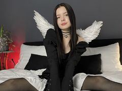 VivienWesti - female with brown hair and  small tits webcam at LiveJasmin