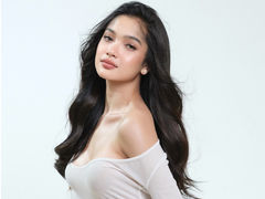 VivienneFontaine - shemale with black hair webcam at LiveJasmin