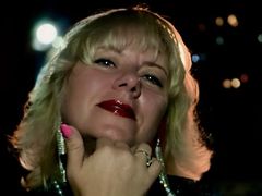 VivienneFrost - blond female with  big tits webcam at LiveJasmin