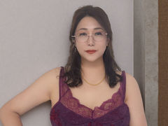 WanLiYao from LiveJasmin