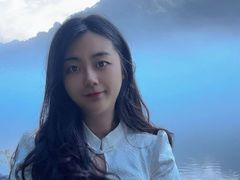 WenJingg from LiveJasmin