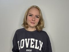 WillaCrafts from LiveJasmin