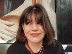 WonderAlice from LiveJasmin