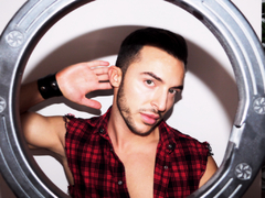 greeneyesxxl - male webcam at LiveJasmin