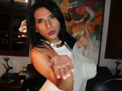 00SANDYTRANY - shemale with black hair webcam at LiveJasmin