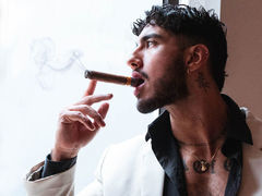 YacovWolf - male webcam at LiveJasmin